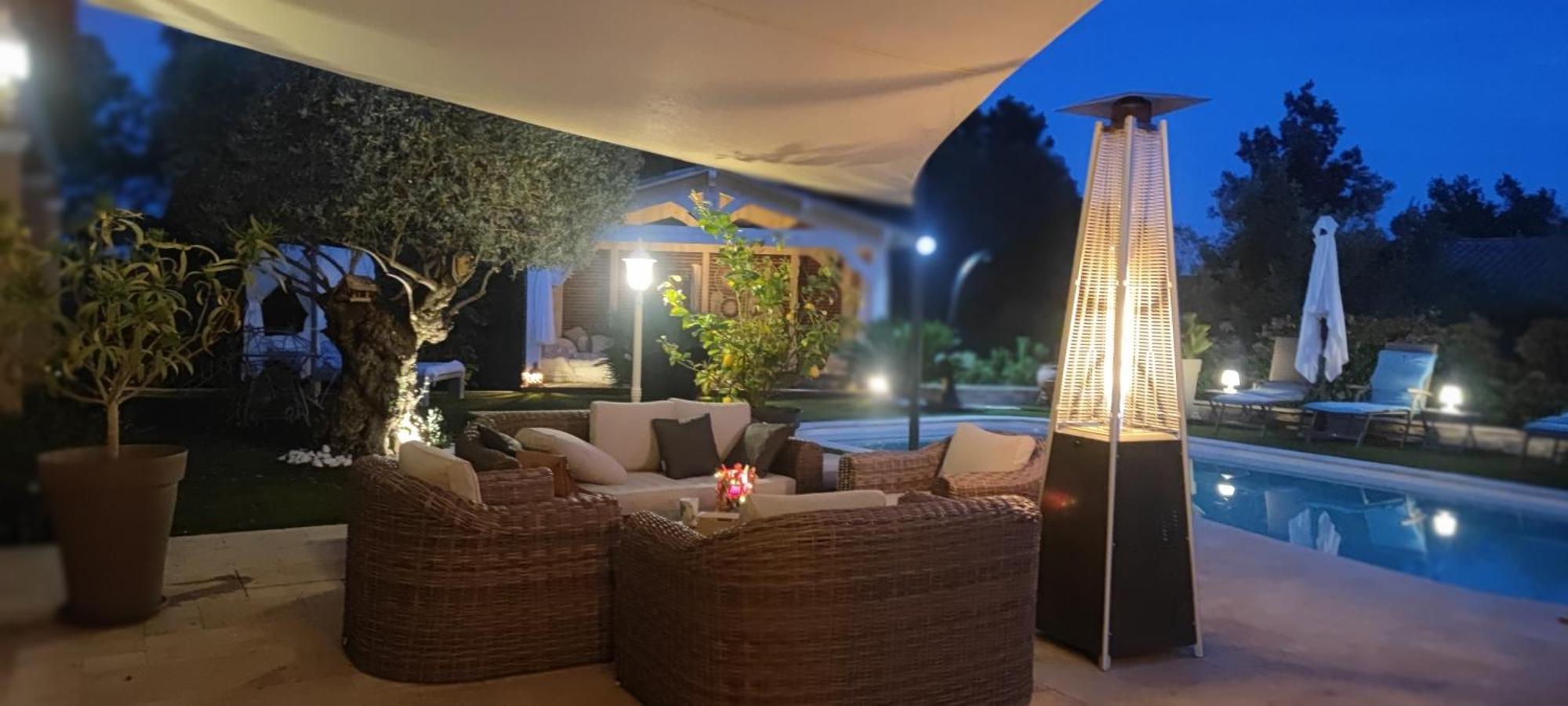 La Chabertine Bed & Breakfast Gareoult ภายนอก รูปภาพ