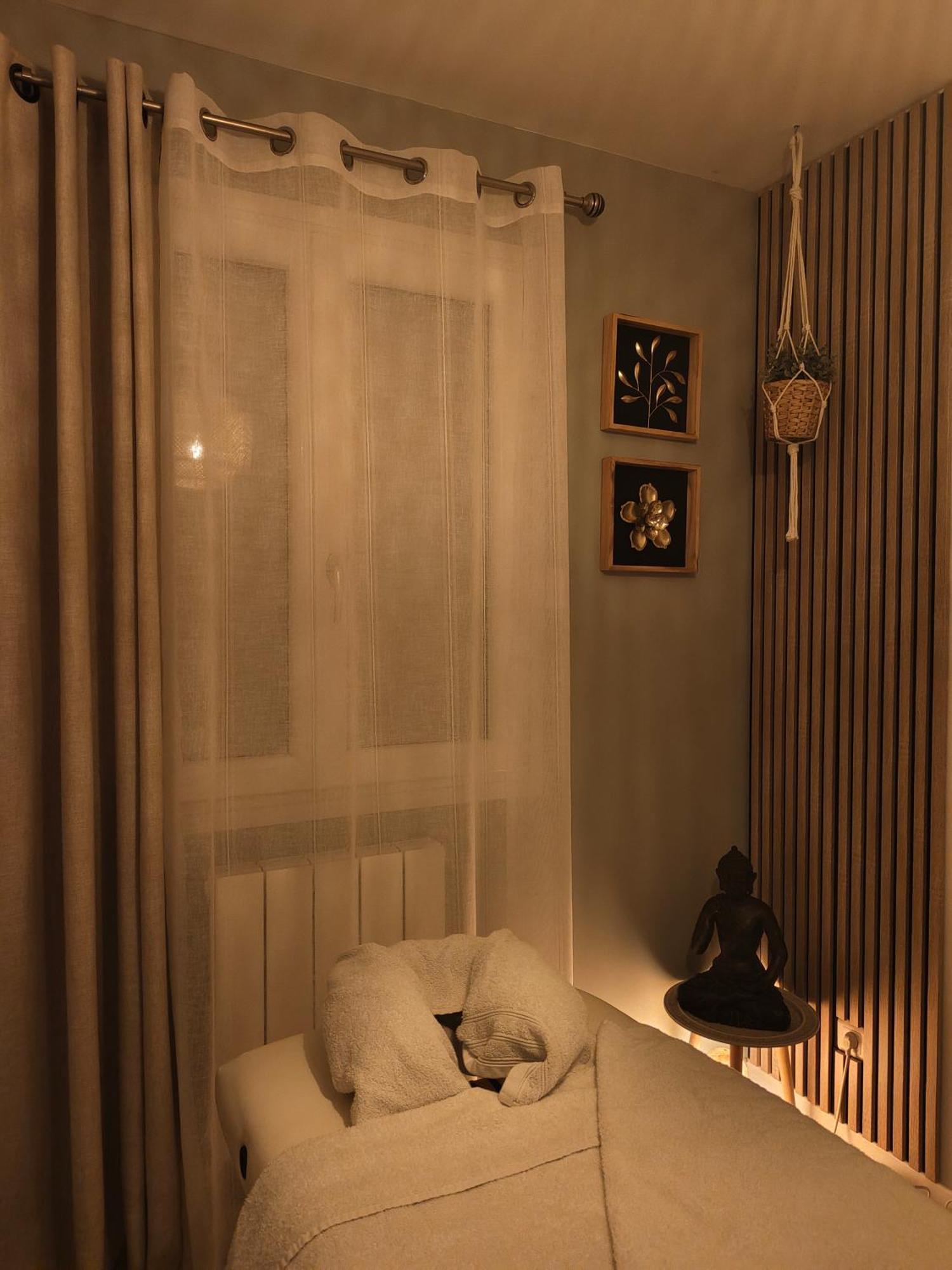 La Chabertine Bed & Breakfast Gareoult ภายนอก รูปภาพ