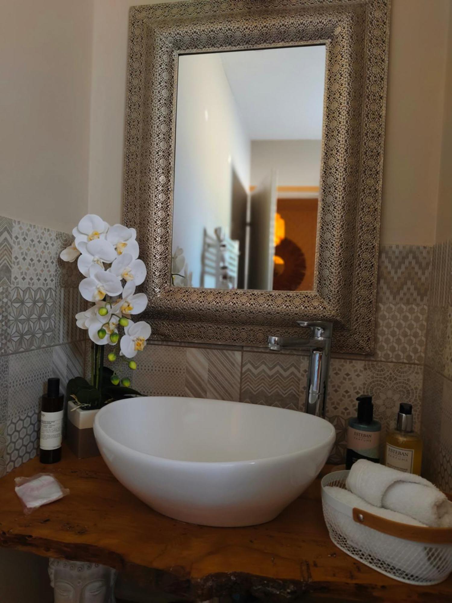 La Chabertine Bed & Breakfast Gareoult ภายนอก รูปภาพ