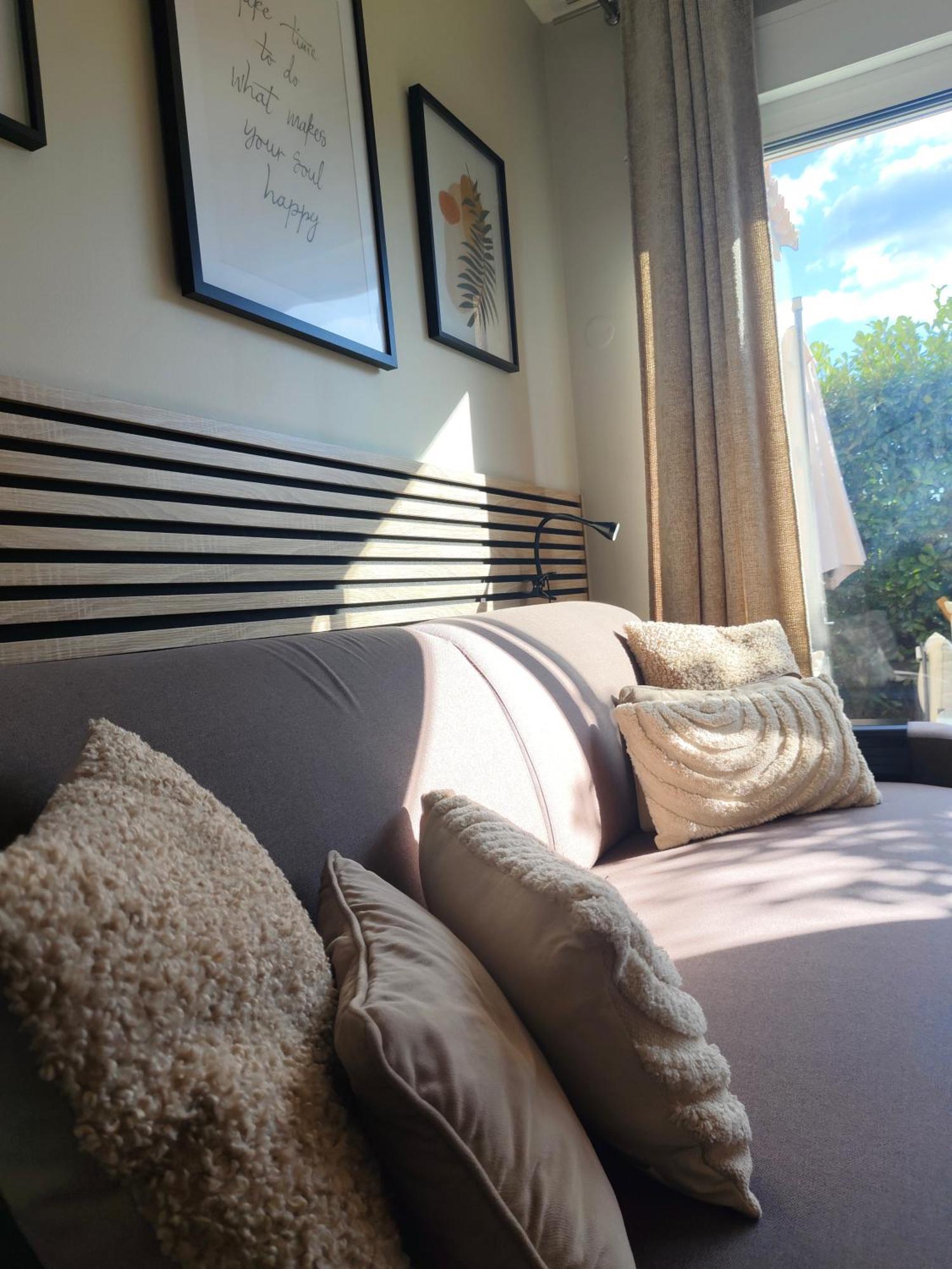 La Chabertine Bed & Breakfast Gareoult ภายนอก รูปภาพ